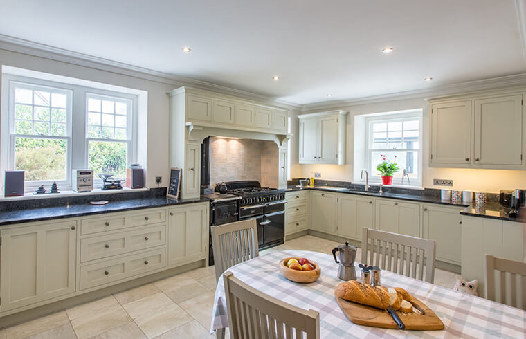 White Kitchen