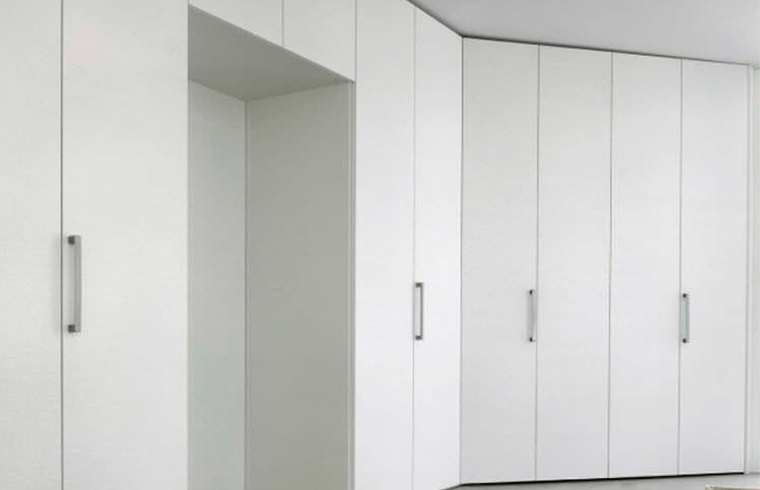 Modern Luxury Design White Lacquer Open Door Wardrobe 