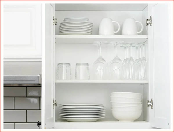 TIPS TO HELP YOU ORGANIZE KITCHEN CABINETS
