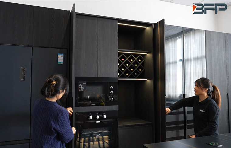  Modern Luxury Grey LacquerKitchen Cabinet With Floatinglsland