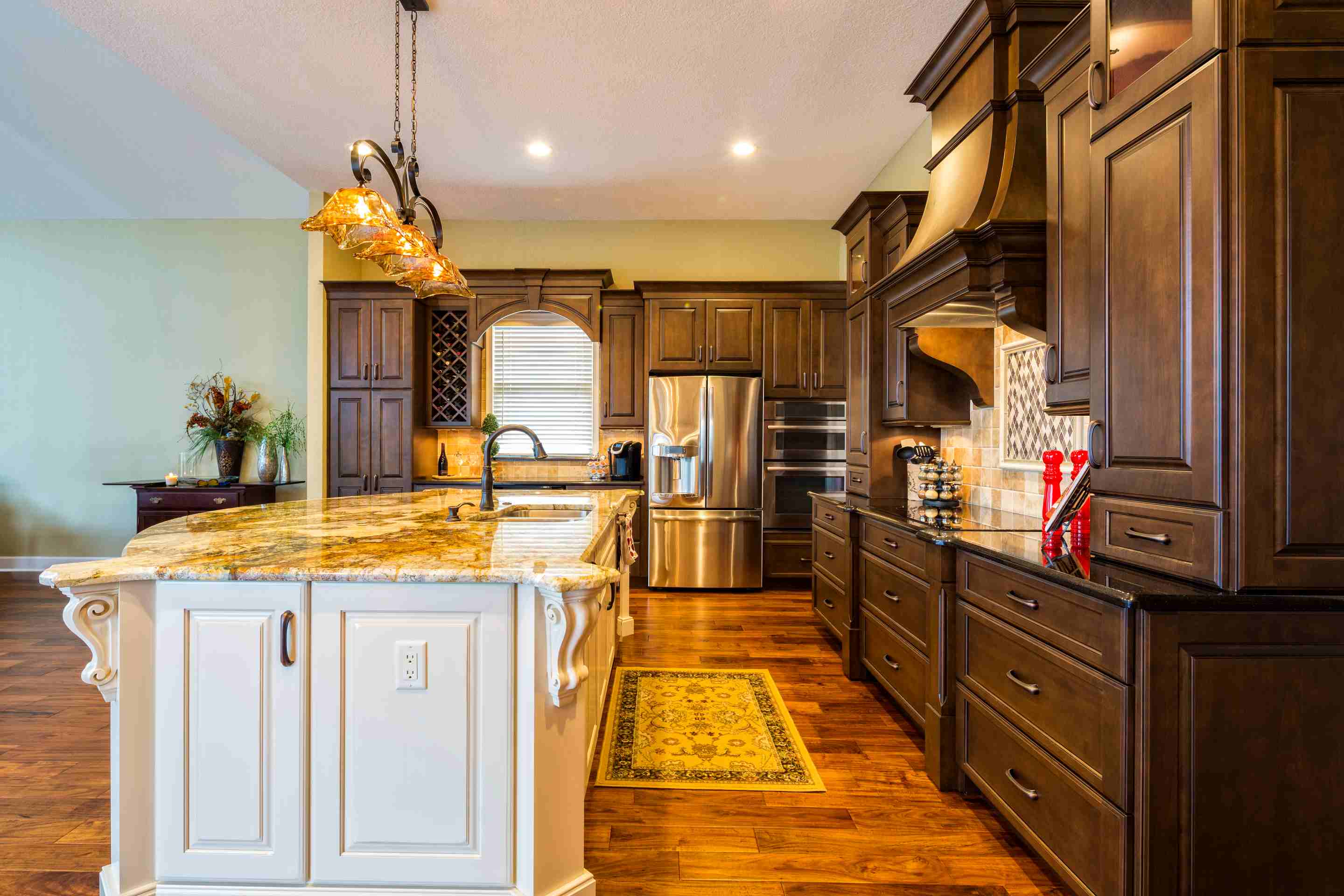 American Vintage Dark Brown Solid Wood Cabinets - Whole-House Customization