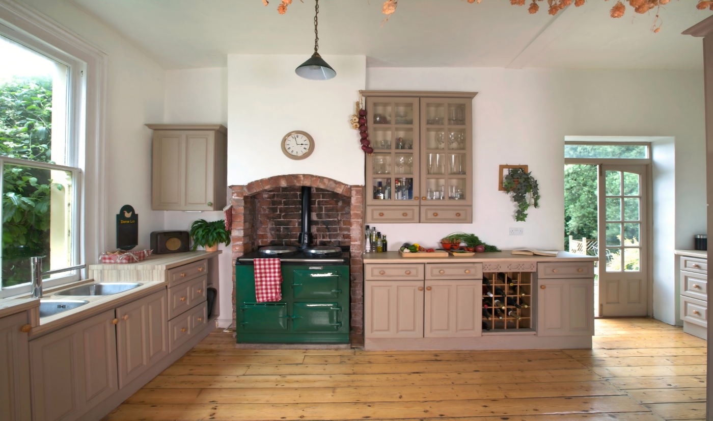 Rustic Style White Raised Door Kitchen Cabinet