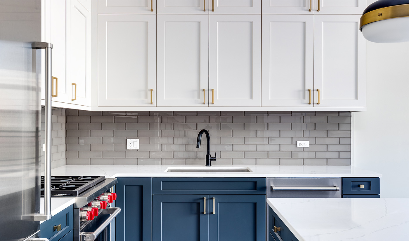 Lacquer Two Pack Shaker Kitchen Cabinets with Island