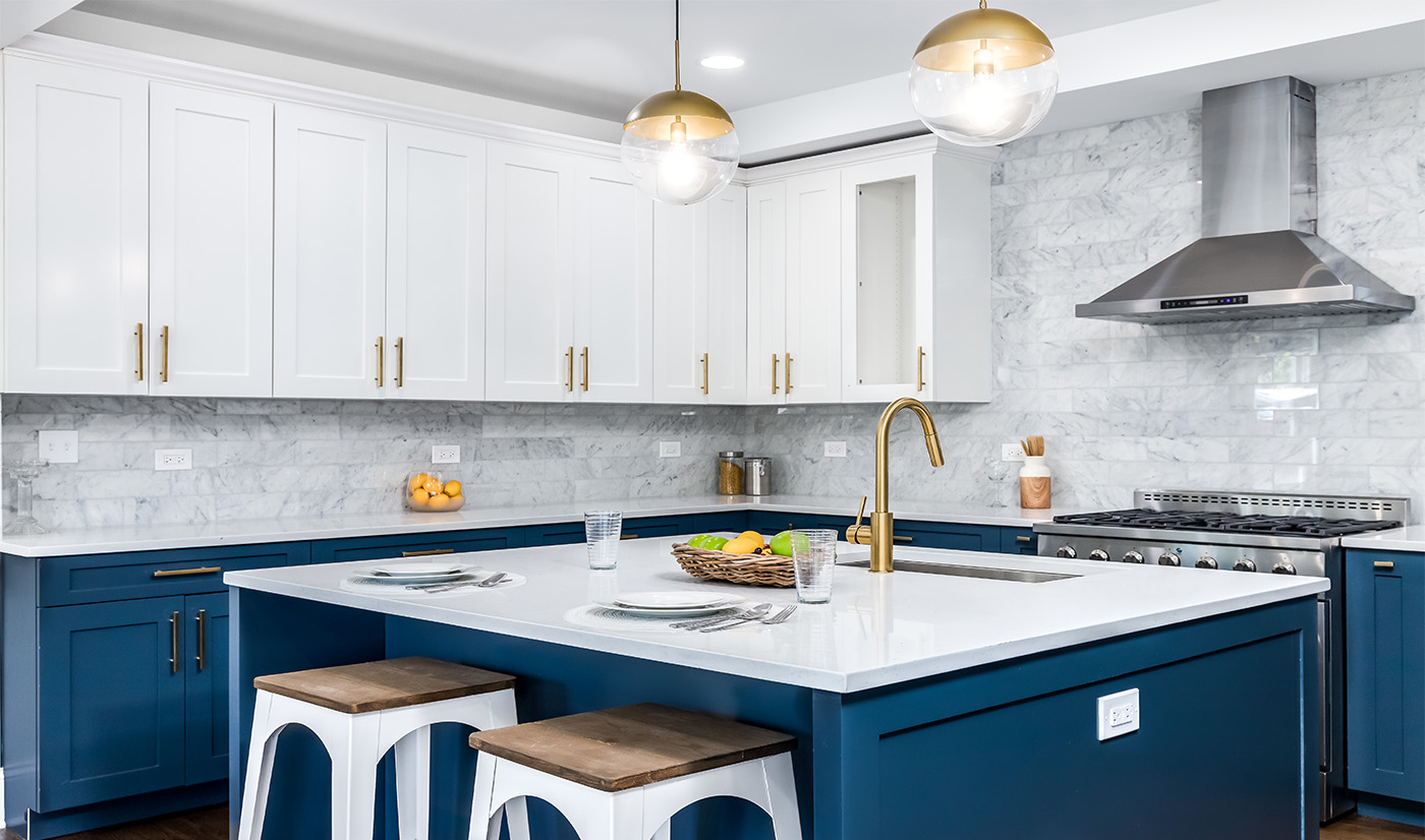 Lacquer Two Pack Shaker Kitchen Cabinets with Island